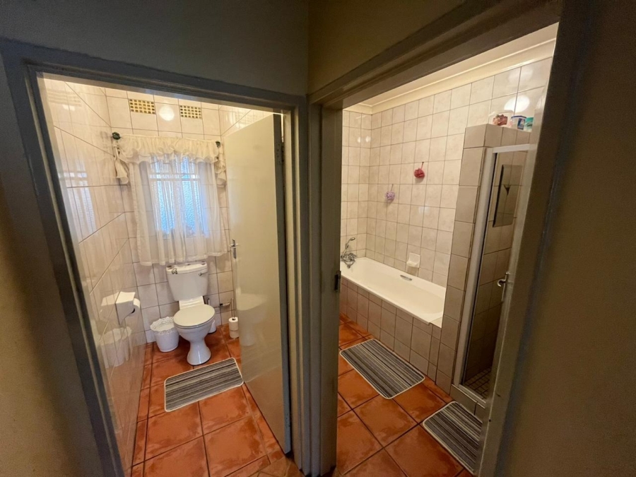 3 Bedroom Property for Sale in Protea Park North West